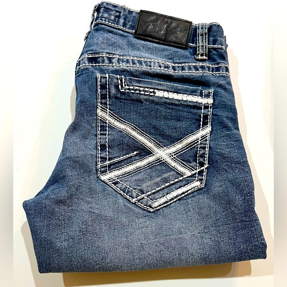 Relaxed, straight cut True Luck jeans. 30/32 - Picture 1 of 4